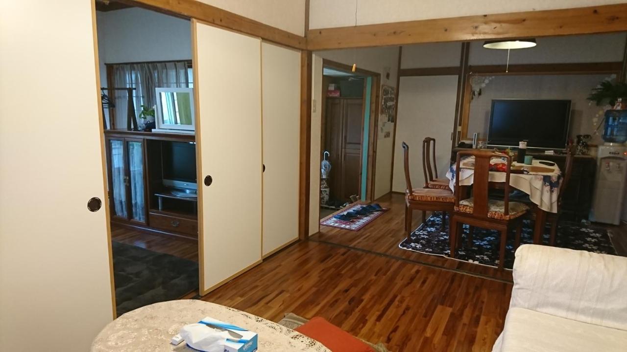 Guest House Renga II Uruma Rom bilde